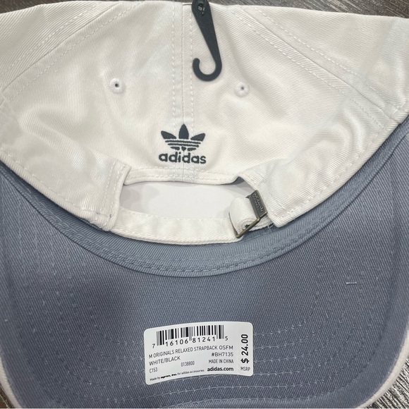 Adidas White Men’s Adjustable Hat - Picture 2 of 3